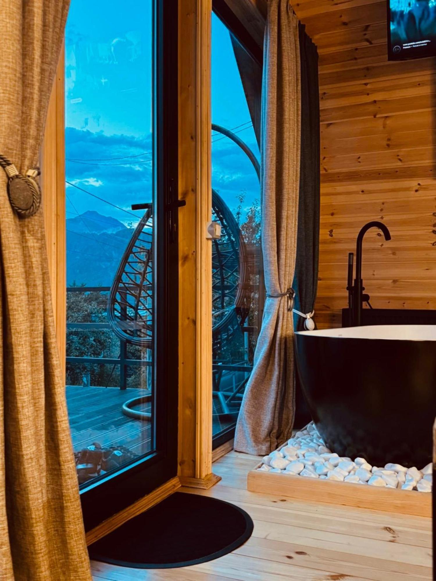 Edelweiss Cottage Kazbegi Eksteriør bilde