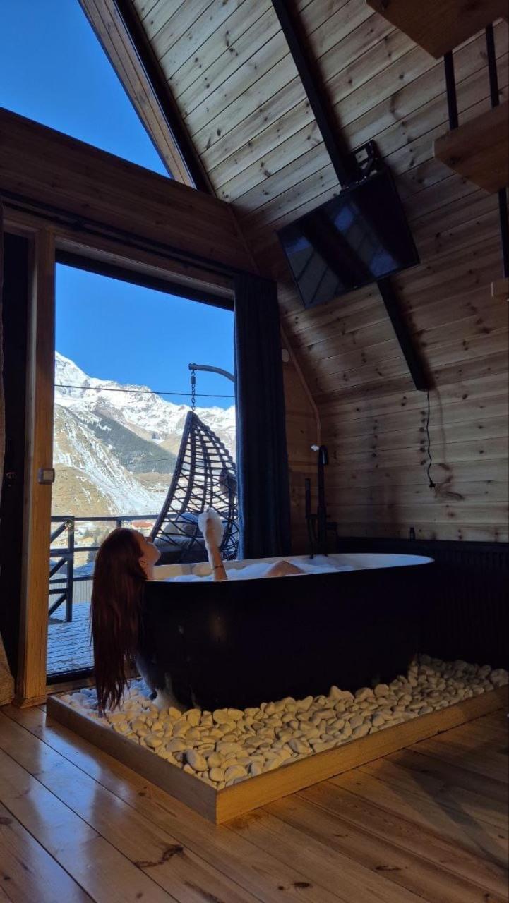 Edelweiss Cottage Kazbegi Eksteriør bilde